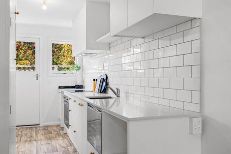 Photo of property in 2/36 Office Road, Merivale, Christchurch, 8014