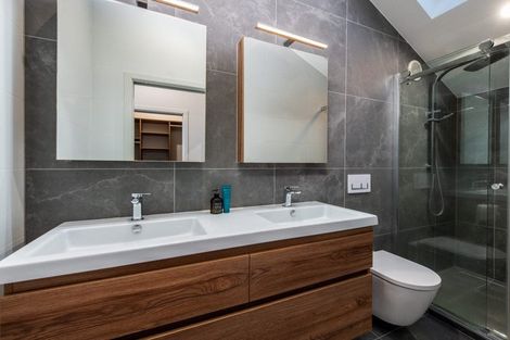 Photo of property in 147 Churchill Road, Rothesay Bay, Auckland, 0630