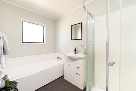 Photo of property in 1/159 Waitaha Road, Welcome Bay, Tauranga, 3112