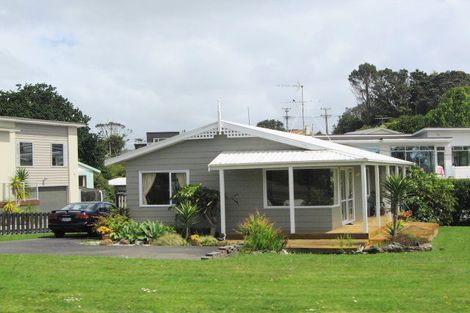 Photo of property in 872 Whangaparaoa Road, Manly, Whangaparaoa, 0930