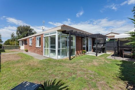 Photo of property in 1/37 Sunrise Avenue, Mount Maunganui, 3116