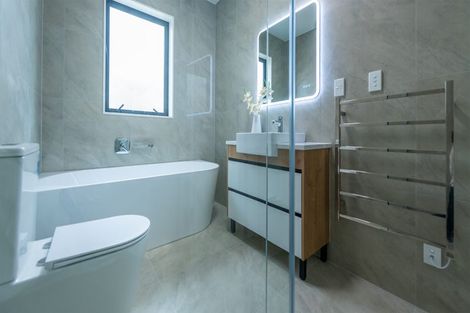 Photo of property in 144 Ninth View Avenue, Beachlands, Auckland, 2018