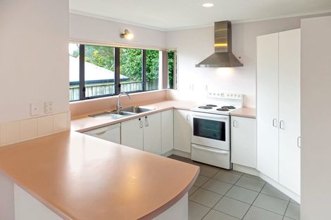 Photo of property in 3a Peter Button Place, Johnsonville, Wellington, 6037