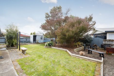 Photo of property in 18 Catlins Crescent, Milson, Palmerston North, 4414