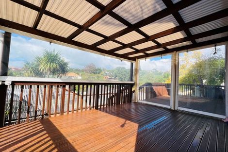 Photo of property in 701a Beach Road, Rothesay Bay, Auckland, 0630