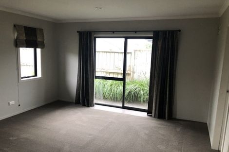 Photo of property in 7 Whitney Place, Rototuna North, Hamilton, 3210