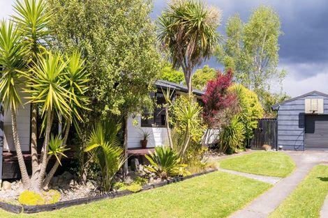 Photo of property in 17 Denver Grove, Totara Park, Upper Hutt, 5018