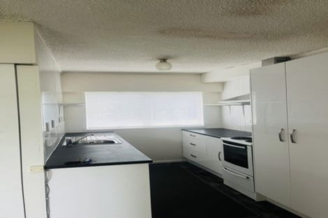 Photo of property in 23 Armagh Road, Blockhouse Bay, Auckland, 0600
