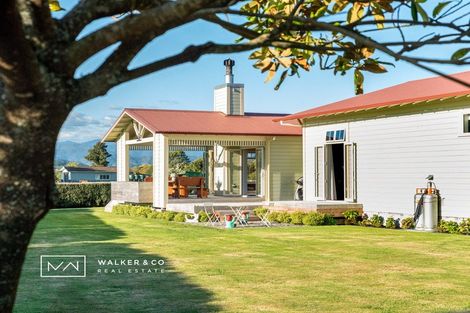 Photo of property in 351 Wallaceville Road, Whitemans Valley, Upper Hutt, 5371