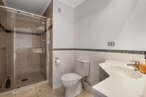 Photo of property in 108 Vipond Road, Stanmore Bay, Whangaparaoa, 0932