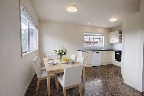 Photo of property in 94 Moire Road, Massey, Auckland, 0614