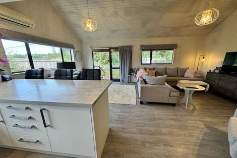 Photo of property in 60a Rata Road, Raumati Beach, Paraparaumu, 5032