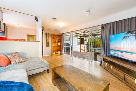 Photo of property in 53b Springs Road, Parakai, 0830