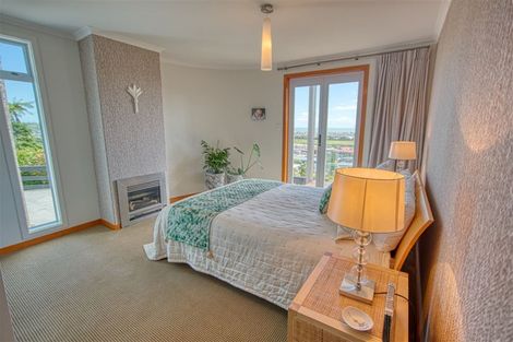 Photo of property in 41 Puketahi Street, Greymouth, 7805