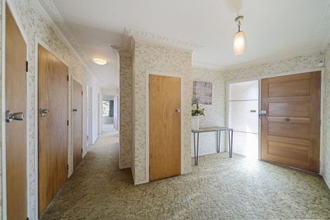 Photo of property in 10 Gerwyn Place, Pakuranga Heights, Auckland, 2010