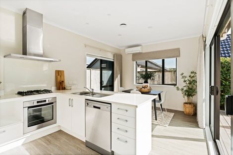 Photo of property in 11 Lanyard Street, Pyes Pa, Tauranga, 3112