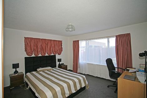 Photo of property in 23 Althorp Place, Avonhead, Christchurch, 8042