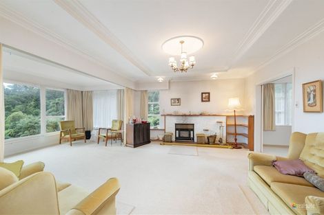 Photo of property in 150 Kamahi Street, Stokes Valley, Lower Hutt, 5019