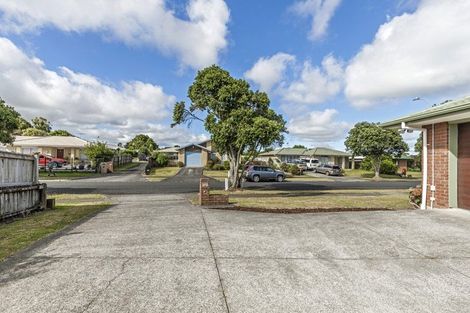 Photo of property in 21 Settlers Cove, Weymouth, Auckland, 2103