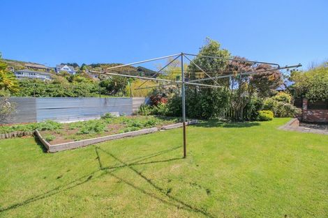 Photo of property in 160 Marine Parade, Bluff, 9814
