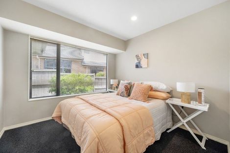 Photo of property in 27 Lansell Drive, East Tamaki Heights, Auckland, 2016