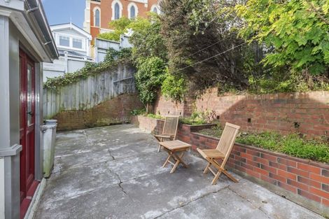 Photo of property in 46 Mcfarlane Street, Mount Victoria, Wellington, 6011