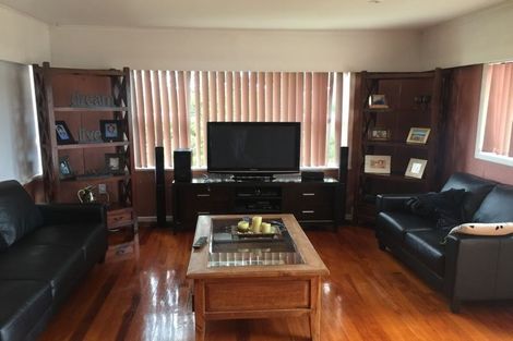 Photo of property in 2 Finchley Road, Torbay, Auckland, 0632