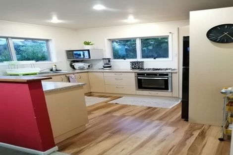 Photo of property in 2/49 Seaview Road, Glenfield, Auckland, 0629