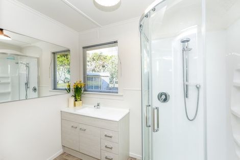 Photo of property in 128 Huatoki Street, Frankleigh Park, New Plymouth, 4310