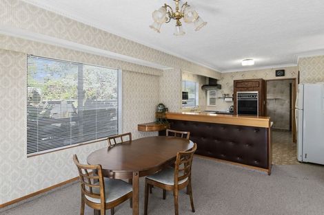 Photo of property in 25 Rauparaha Street, Waikanae Beach, Waikanae, 5036