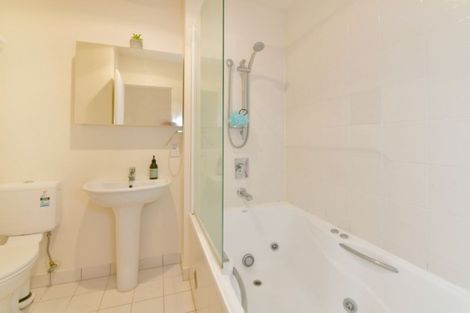 Photo of property in 39/3 Riverside Road, Orewa, 0931