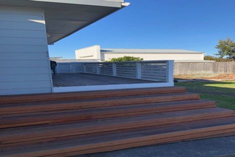 Photo of property in 97 The Esplanade, Westshore, Napier, 4110