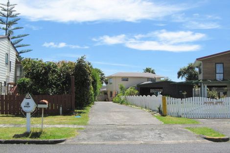 Photo of property in 31 Taihiki Road, Clarks Beach, 2122