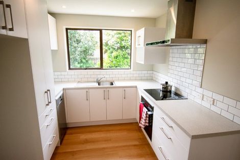 Photo of property in 2/115 Prestons Road, Redwood, Christchurch, 8051