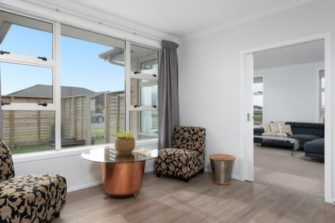 Photo of property in 17 Applin Lane, Pyes Pa, Tauranga, 3112
