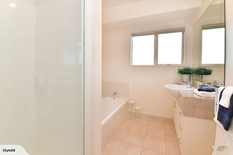 Photo of property in 9 Blue Heron Rise, Stanmore Bay, Whangaparaoa, 0932