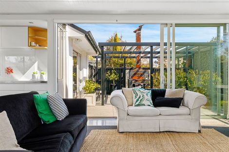 Photo of property in 10a Chevron Place, Ilam, Christchurch, 8041