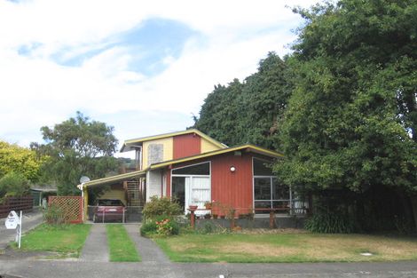 Photo of property in 27 Riversdale Road, Clouston Park, Upper Hutt, 5018