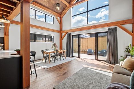 Photo of property in 10 Rushland Road, Jacks Point, 9371