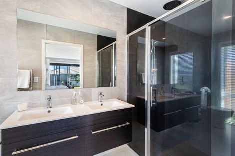 Photo of property in 14 Kamaka Street, Wharewaka, Taupo, 3330