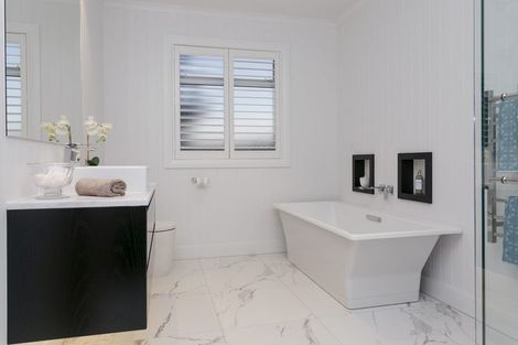 Photo of property in 14 Ridgeway Terrace, Taradale, Napier, 4112