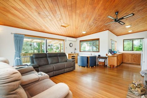 Photo of property in 175 Konini Street, Tokomaru, Palmerston North, 4474