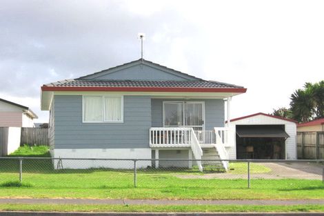 Photo of property in 184 Waitemata Drive, Ranui, Auckland, 0612
