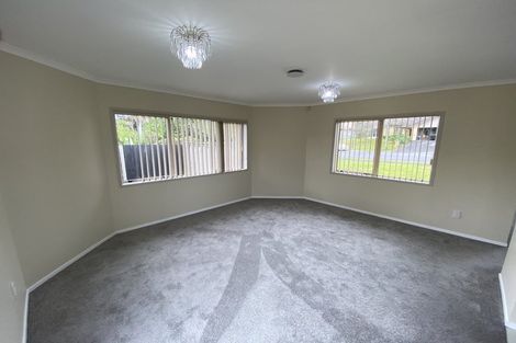 Photo of property in 7 Bibury Avenue, Henderson, Auckland, 0612