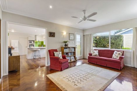 Photo of property in 21 Marywil Crescent, Hillcrest, Auckland, 0627