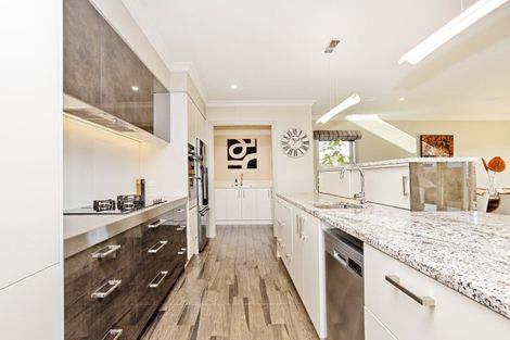 Photo of property in 9 Barker Place, Waikiwi, Invercargill, 9810