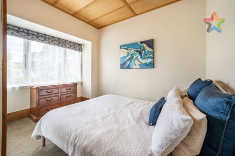 Photo of property in 40 Awamutu Grove, Waiwhetu, Lower Hutt, 5010