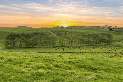 Photo of property in 122 Evans Road, Papamoa Beach, Papamoa, 3118