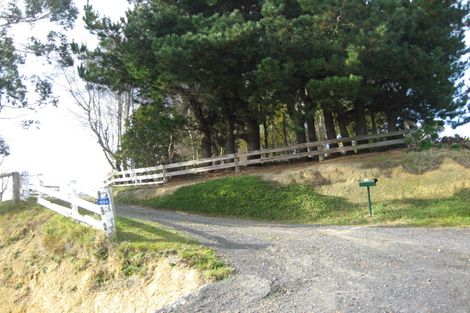 Photo of property in 1694 Highcliff Road, Portobello, Dunedin, 9014
