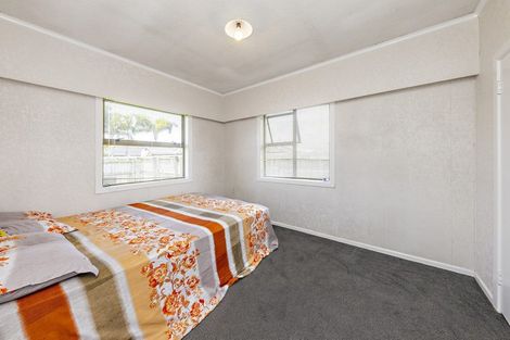 Photo of property in 18 Cameron Street, Papakura, 2110